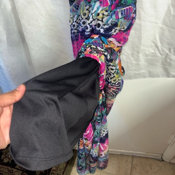 No Boundaries Vibrant Patterned Maxi Dress - Picture 7 of 8